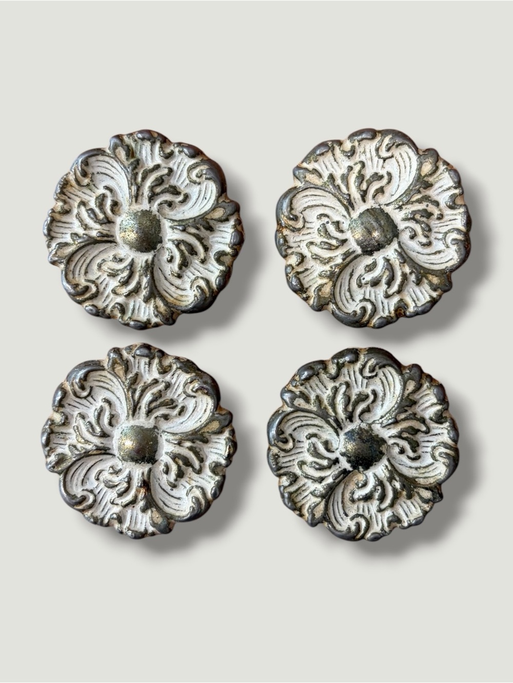 Vintage Brass Flower Drawer Knobs - Set of 4